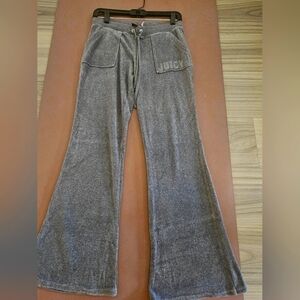 Pre-owned juicy couture velour pants gray size P but fit like a S rhinestones